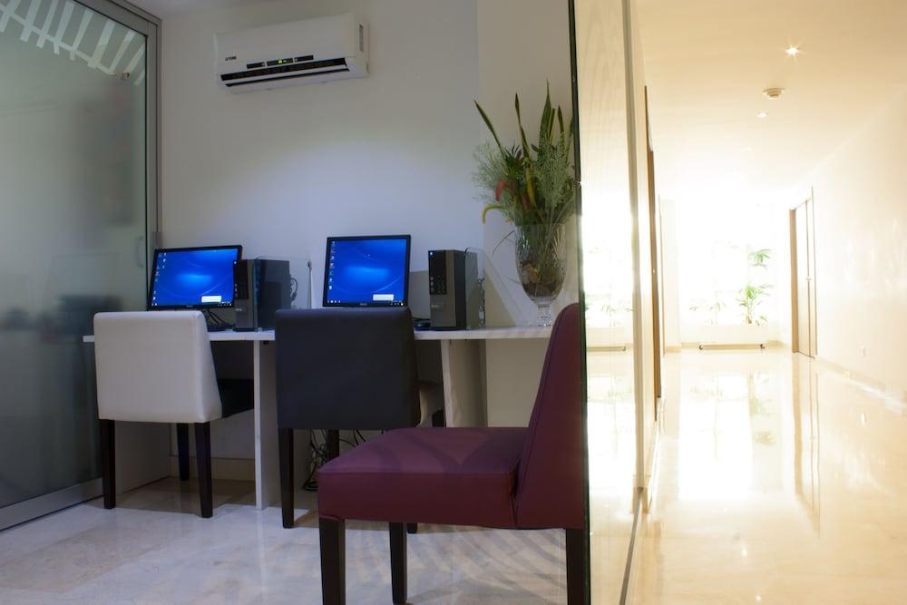 Washington Plaza Hotel Barranquilla  Exterior photo